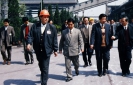 1995年4月23日，时任安徽省委副书记、省长回良玉（右二）莅临公司视察。